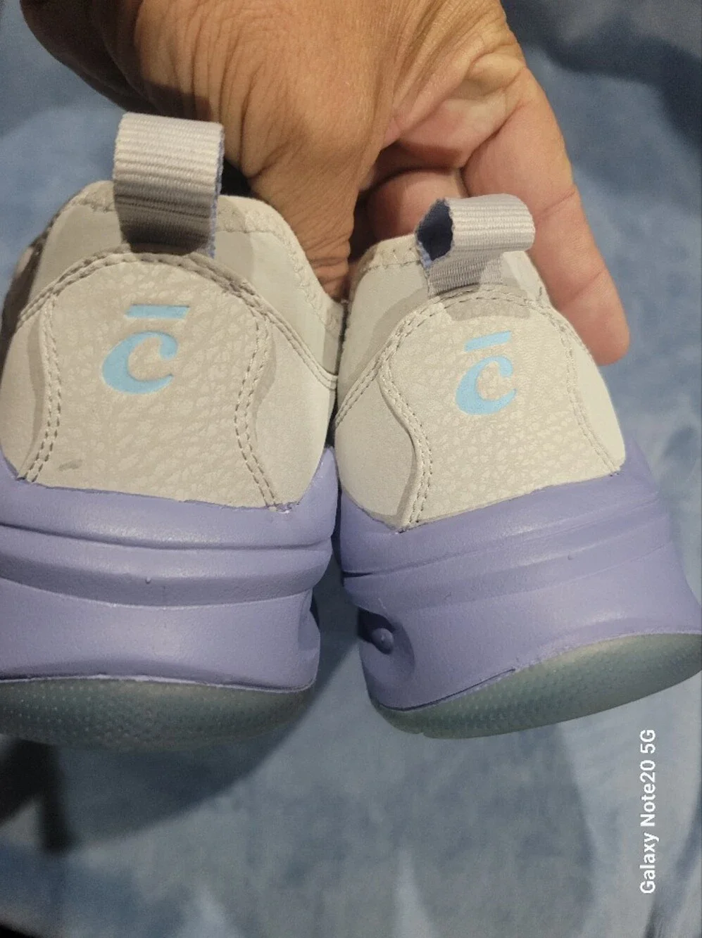 Clove White Lavender Nursing Shoes Womens Size 7 EUC
